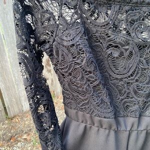 Lace romper - Charlotte Russe (M)